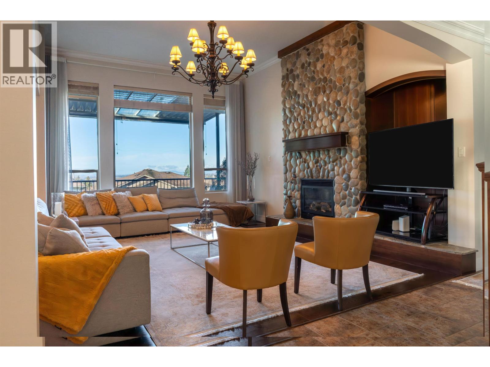 10707 248 STREET, Maple Ridge, British Columbia