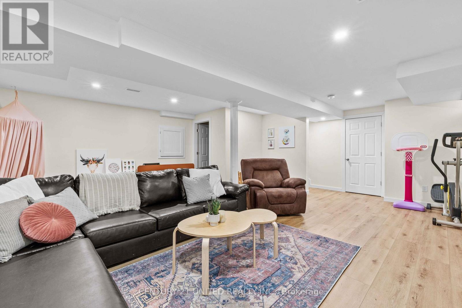 23 Veterans Road, Otonabee-South Monaghan, Ontario  K9J 0K2 - Photo 36 - X12945442