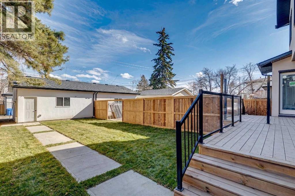 2620 30 Street Sw, Calgary, Alberta  T3E 2M2 - Photo 45 - A2294994