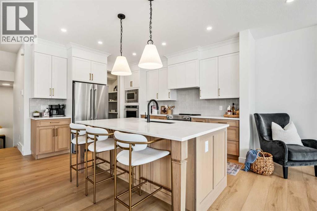 28 Sunvalley View, Cochrane, Alberta  T4C 0X8 - Photo 6 - A2295678