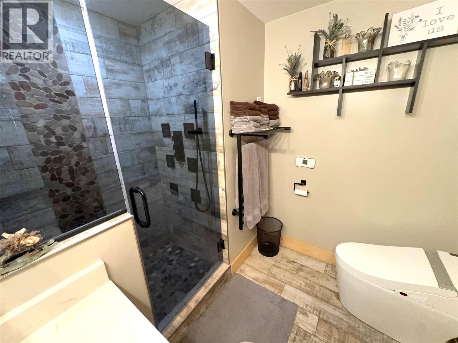 6 Alpine Trail Lane Unit# B, Fernie, British Columbia  V0B 1M5 - Photo 32 - 10378040