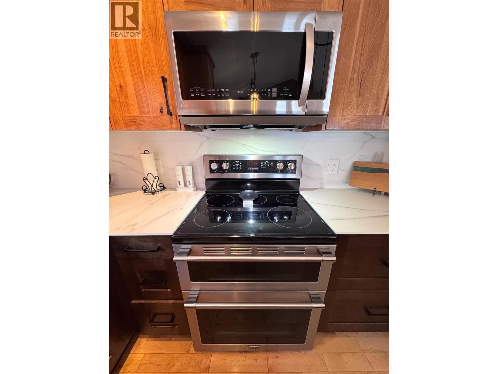 6 Alpine Trail Lane Unit# B, Fernie, British Columbia  V0B 1M5 - Photo 6 - 10378040