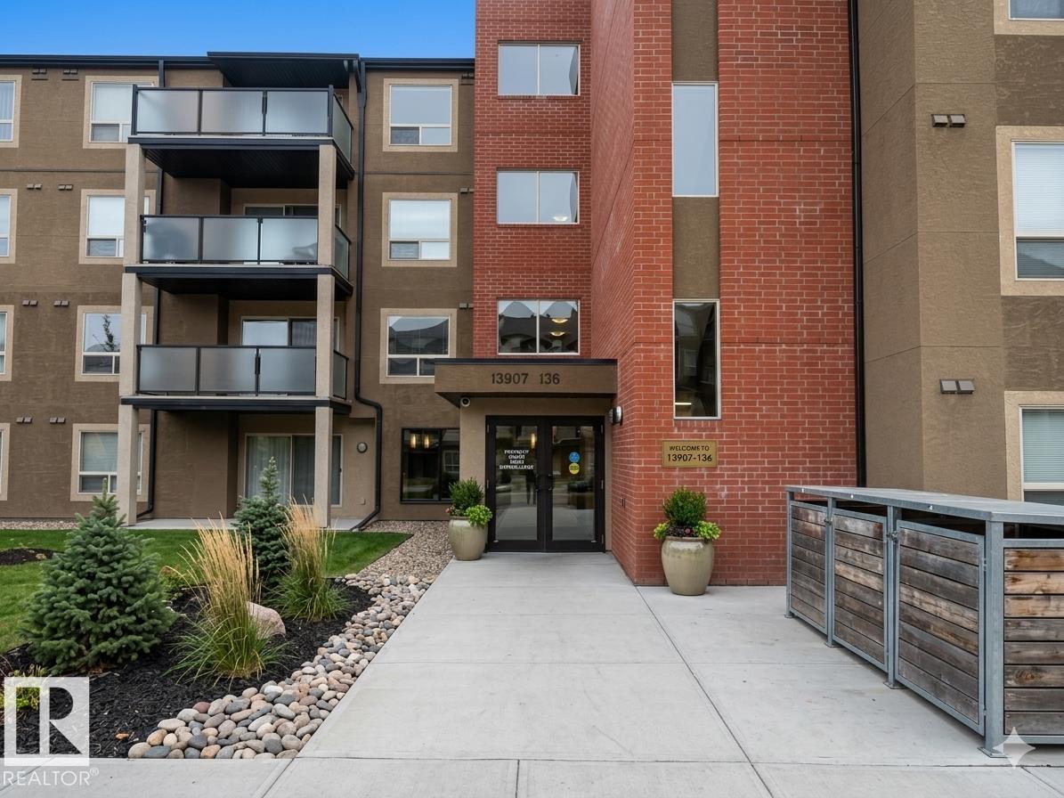 #208 13907 136 ST NW, Edmonton, Alberta