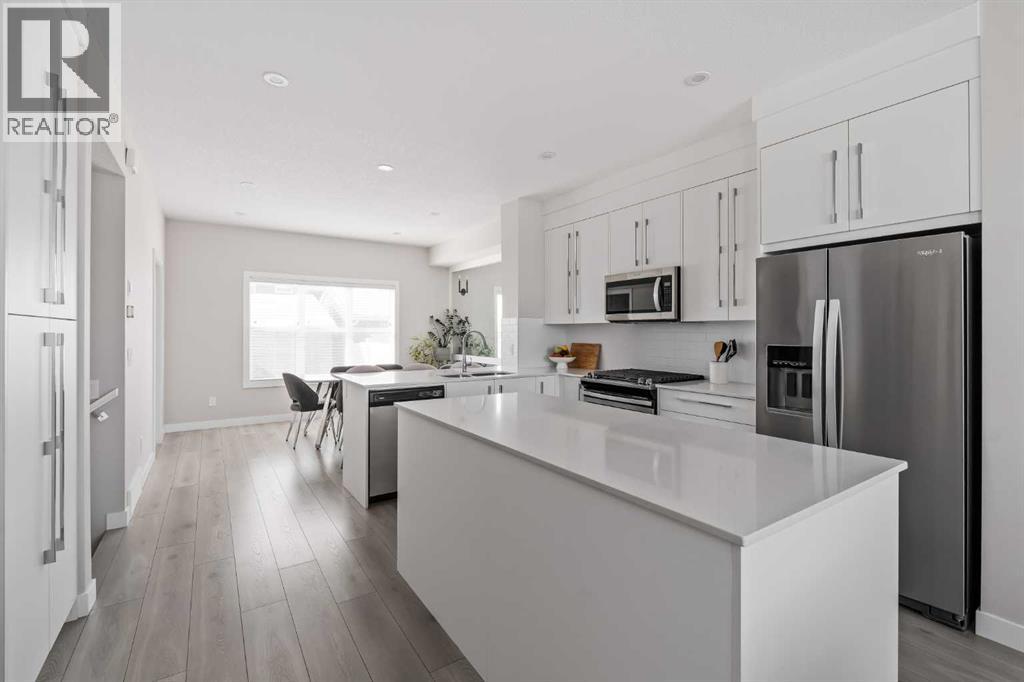 408 West Lakeview Drive, Chestermere, Alberta  T1X 2A4 - Photo 11 - A2296354