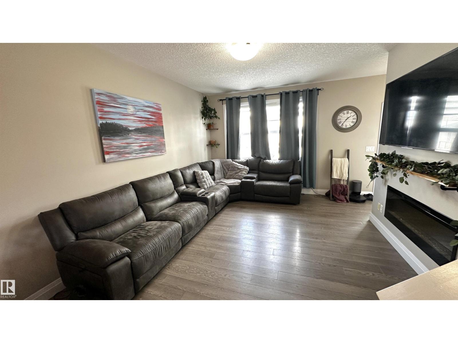 9813 106 Av, Morinville, Alberta  T8R 2P1 - Photo 3 - E4478145