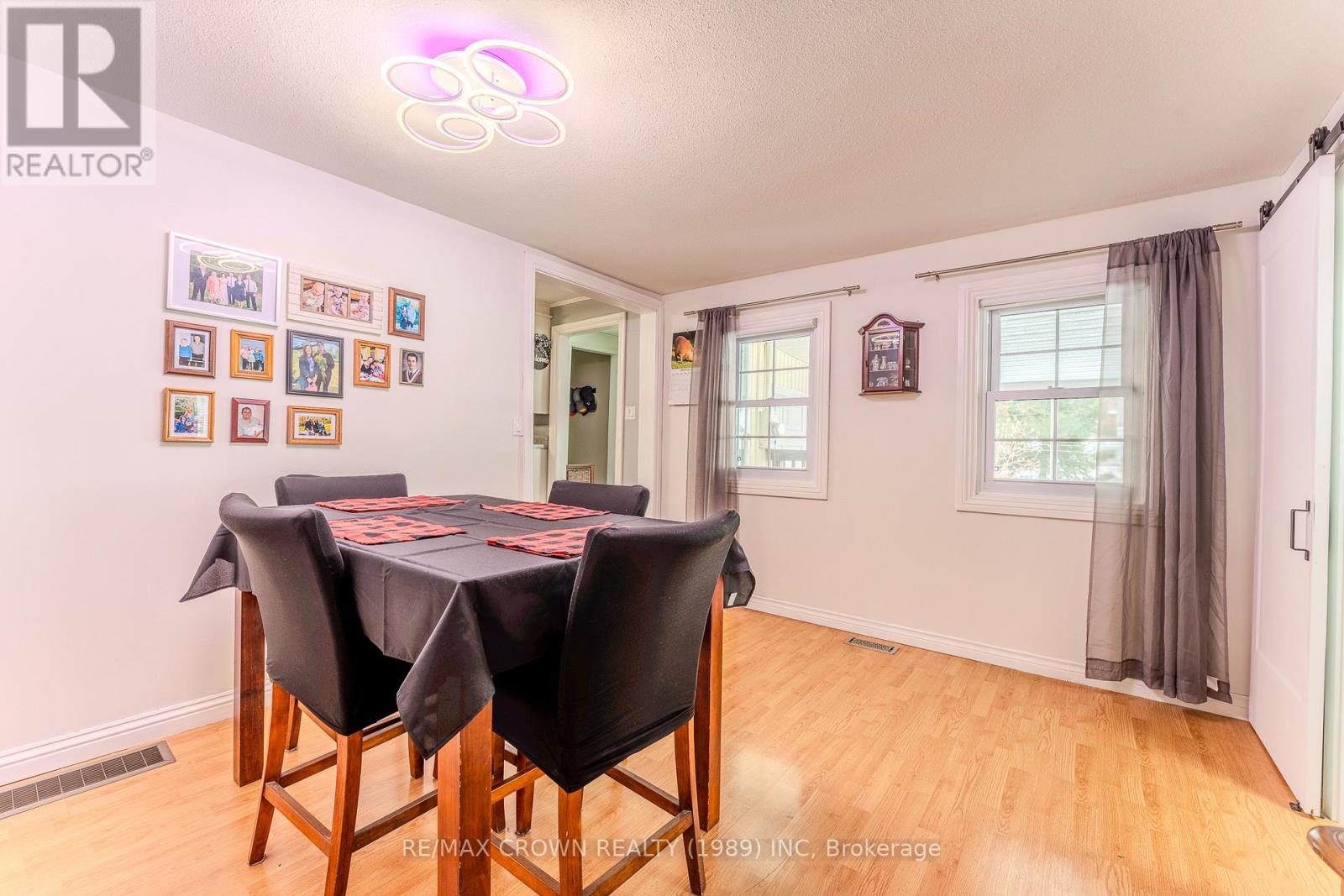 281 Arthur Street, West Nipissing, Ontario  P2B 3B4 - Photo 13 - X12939686