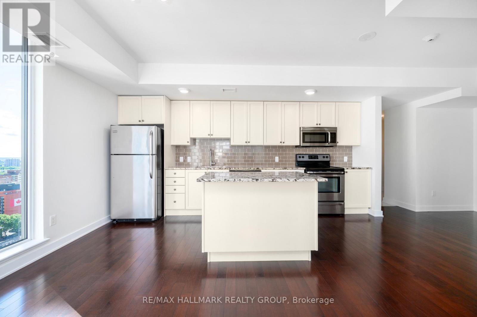 1904 - 179 Metcalfe Street, Ottawa, Ontario  K2P 1P7 - Photo 10 - X12945376