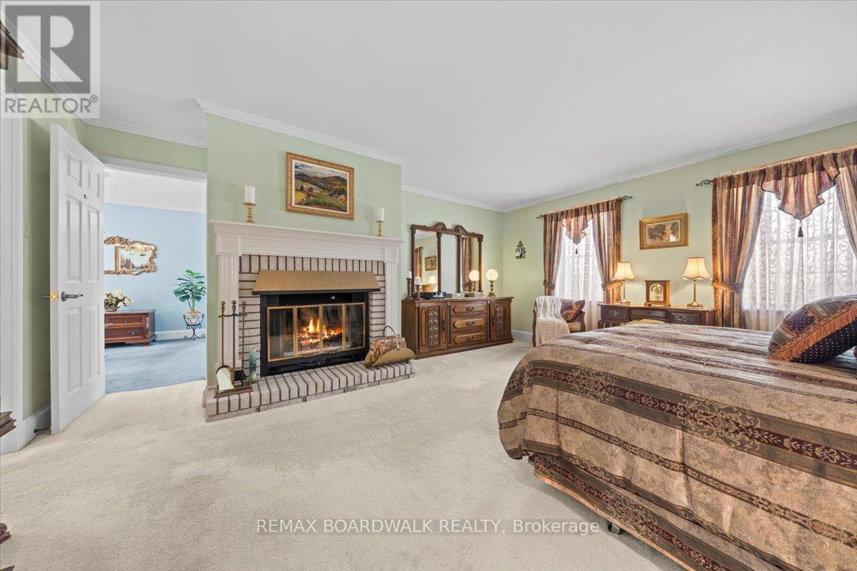 1530 Royal Orchard Drive, Ottawa, Ontario  K4C 1A9 - Photo 21 - X12945470