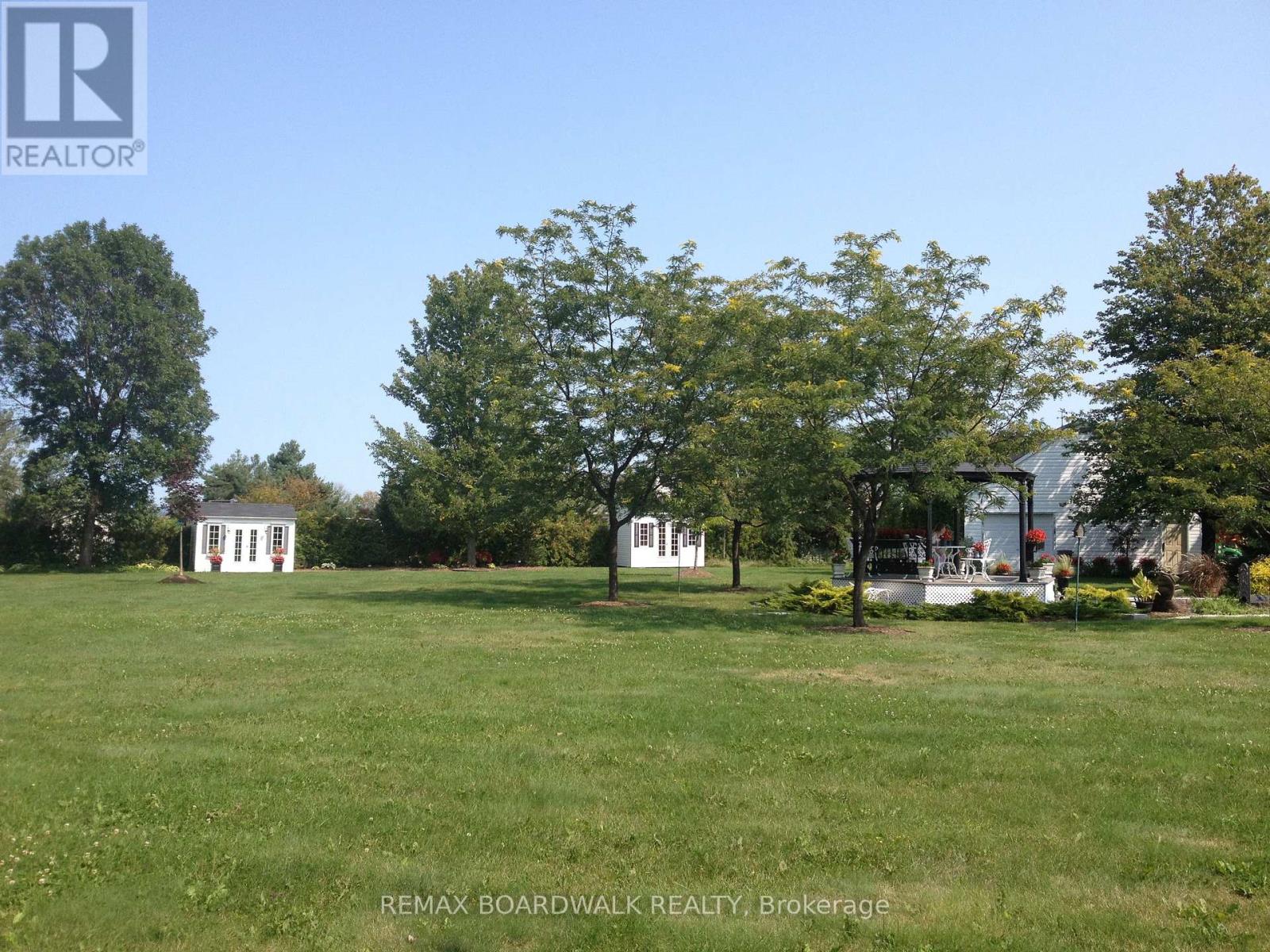 1530 Royal Orchard Drive, Ottawa, Ontario  K4C 1A9 - Photo 29 - X12945470