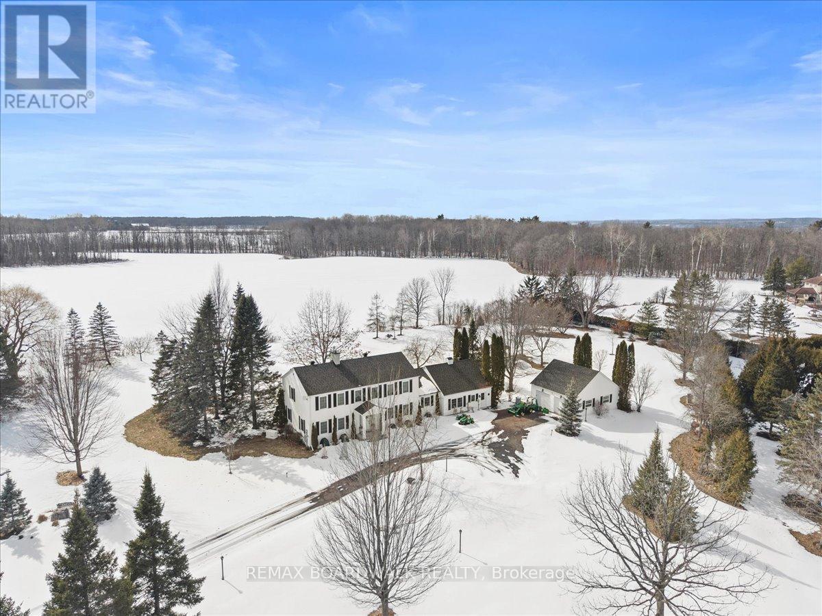 1530 Royal Orchard Drive, Ottawa, Ontario  K4C 1A9 - Photo 39 - X12945470