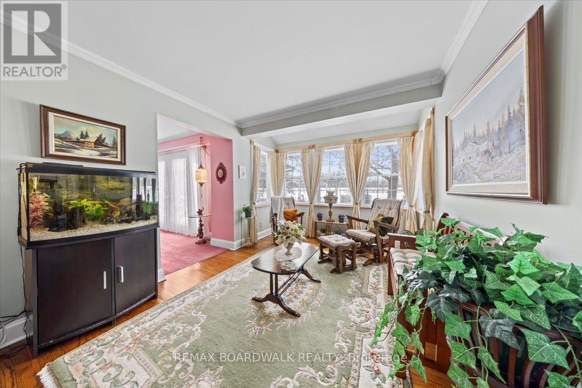 1530 Royal Orchard Drive, Ottawa, Ontario  K4C 1A9 - Photo 5 - X12945470