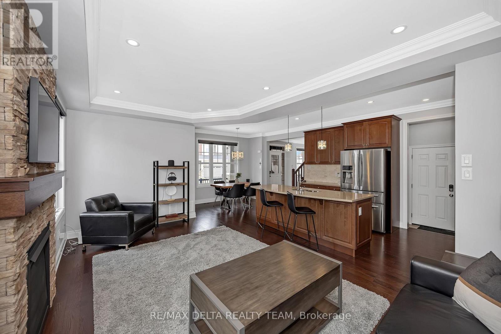 751 Devario Crescent, Ottawa, Ontario  K2J 6H3 - Photo 8 - X12945492