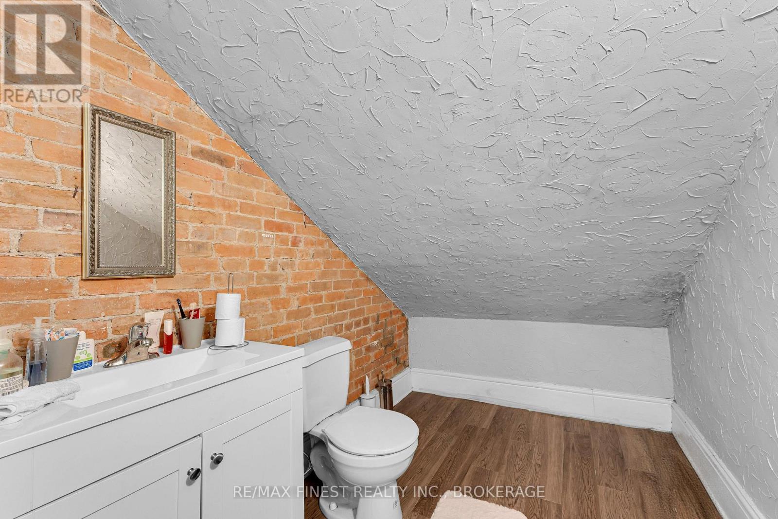 242 Brock Street, Kingston, Ontario  K7L 1S4 - Photo 31 - X12915596