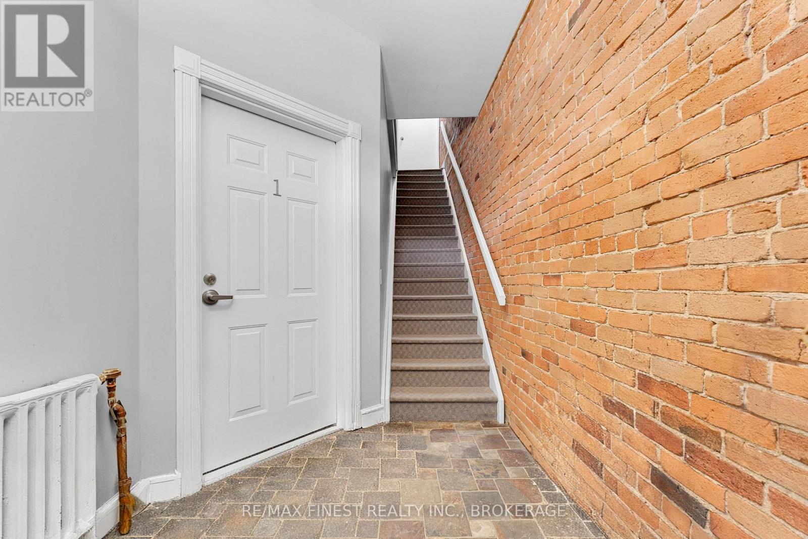 242 Brock Street, Kingston, Ontario  K7L 1S4 - Photo 4 - X12915596