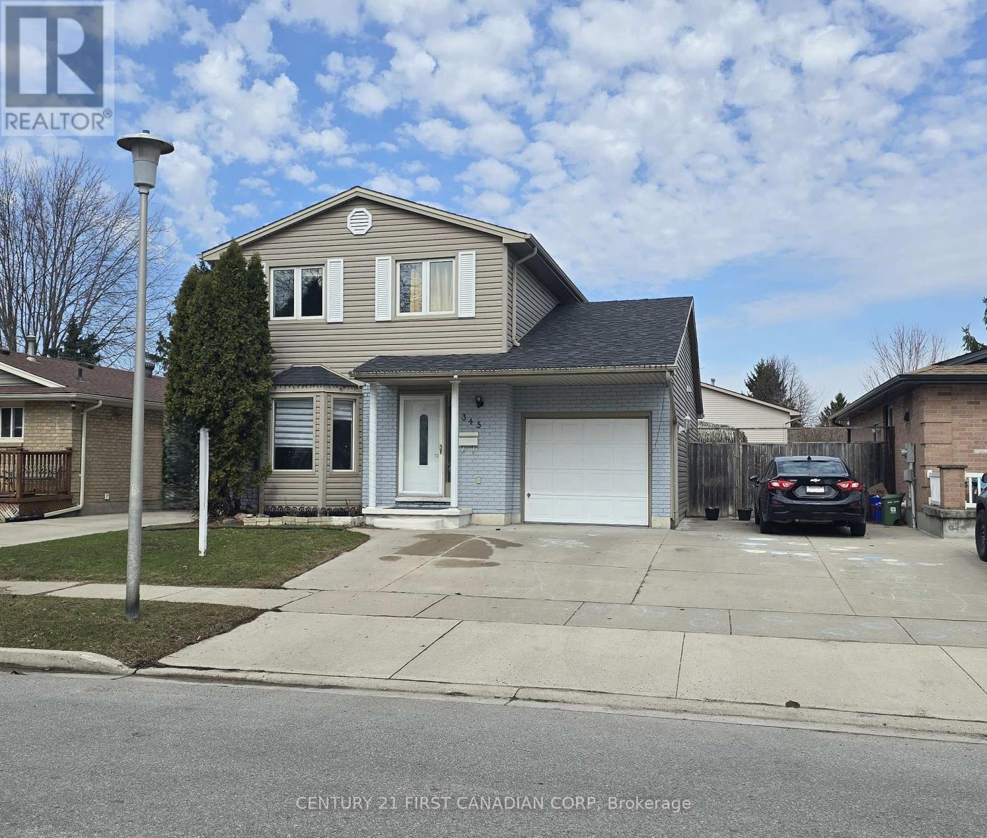 345 Banbury Crescent, London South, Ontario  N5Z 4V1 - Photo 3 - X12945474