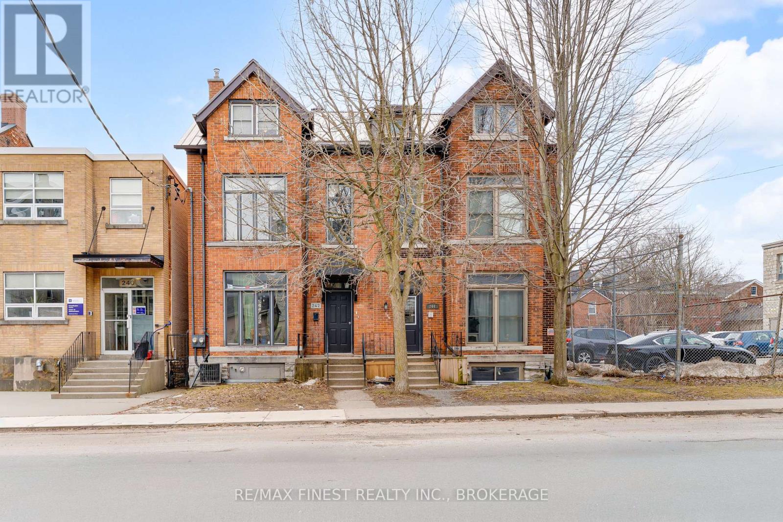 244 Brock Street, Kingston, Ontario  K7L 1S4 - Photo 2 - X12915446