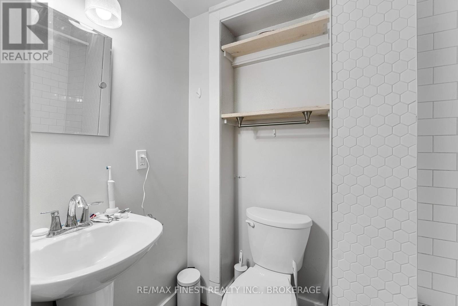 244 Brock Street, Kingston, Ontario  K7L 1S4 - Photo 31 - X12915446