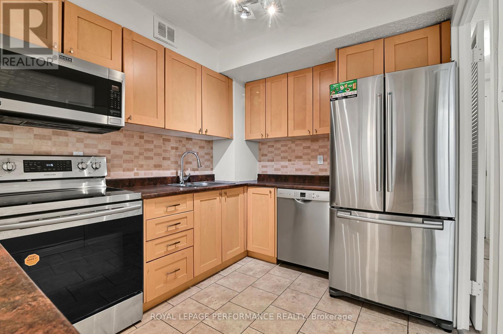 344 - 515 St Laurent Boulevard, Ottawa, Ontario  K1K 3X5 - Photo 21 - X12835850