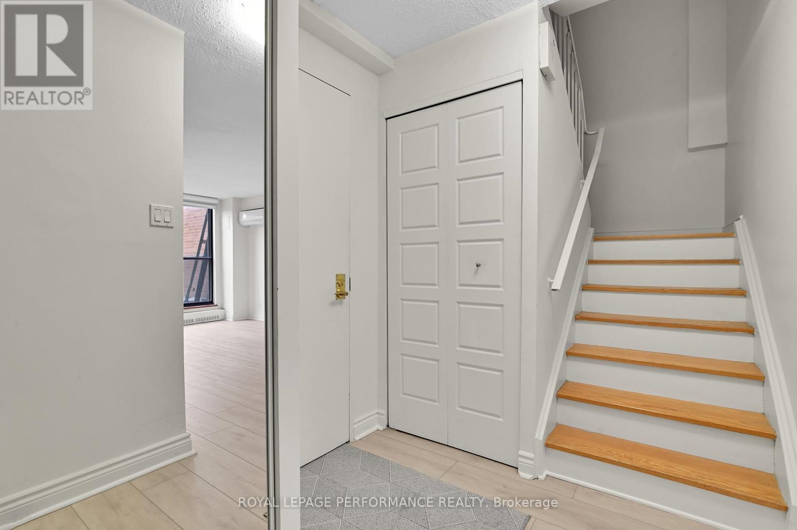 344 - 515 St Laurent Boulevard, Ottawa, Ontario  K1K 3X5 - Photo 5 - X12835850