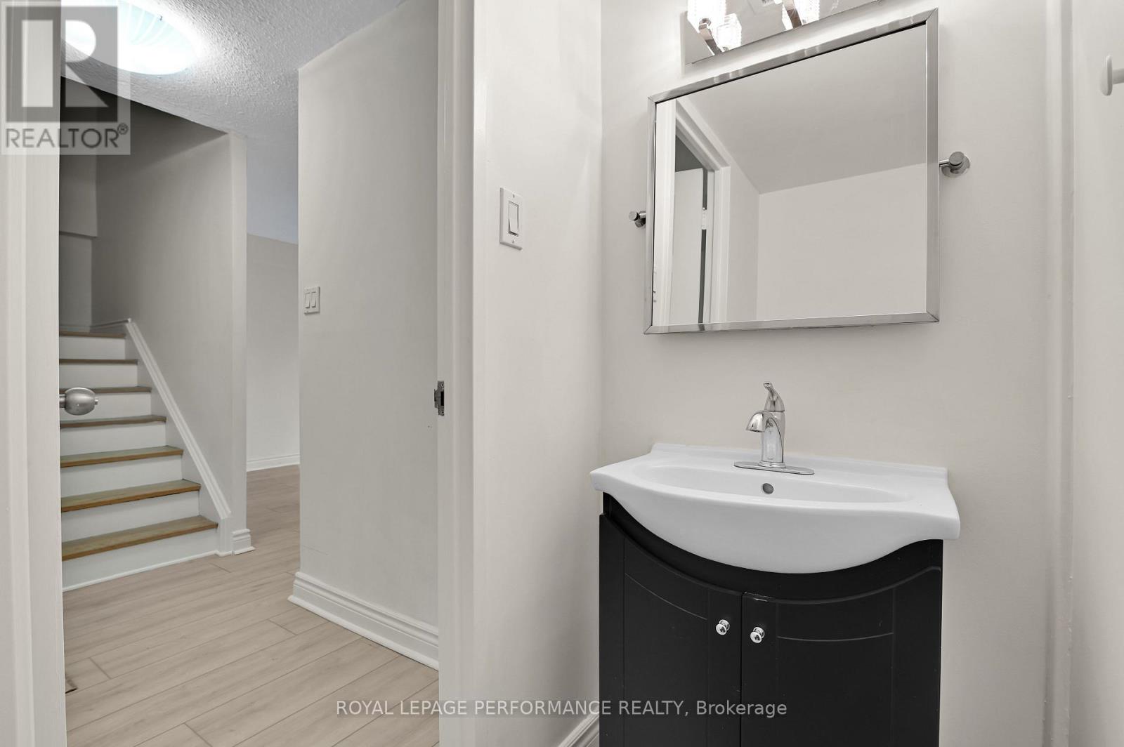 344 - 515 St Laurent Boulevard, Ottawa, Ontario  K1K 3X5 - Photo 8 - X12835850