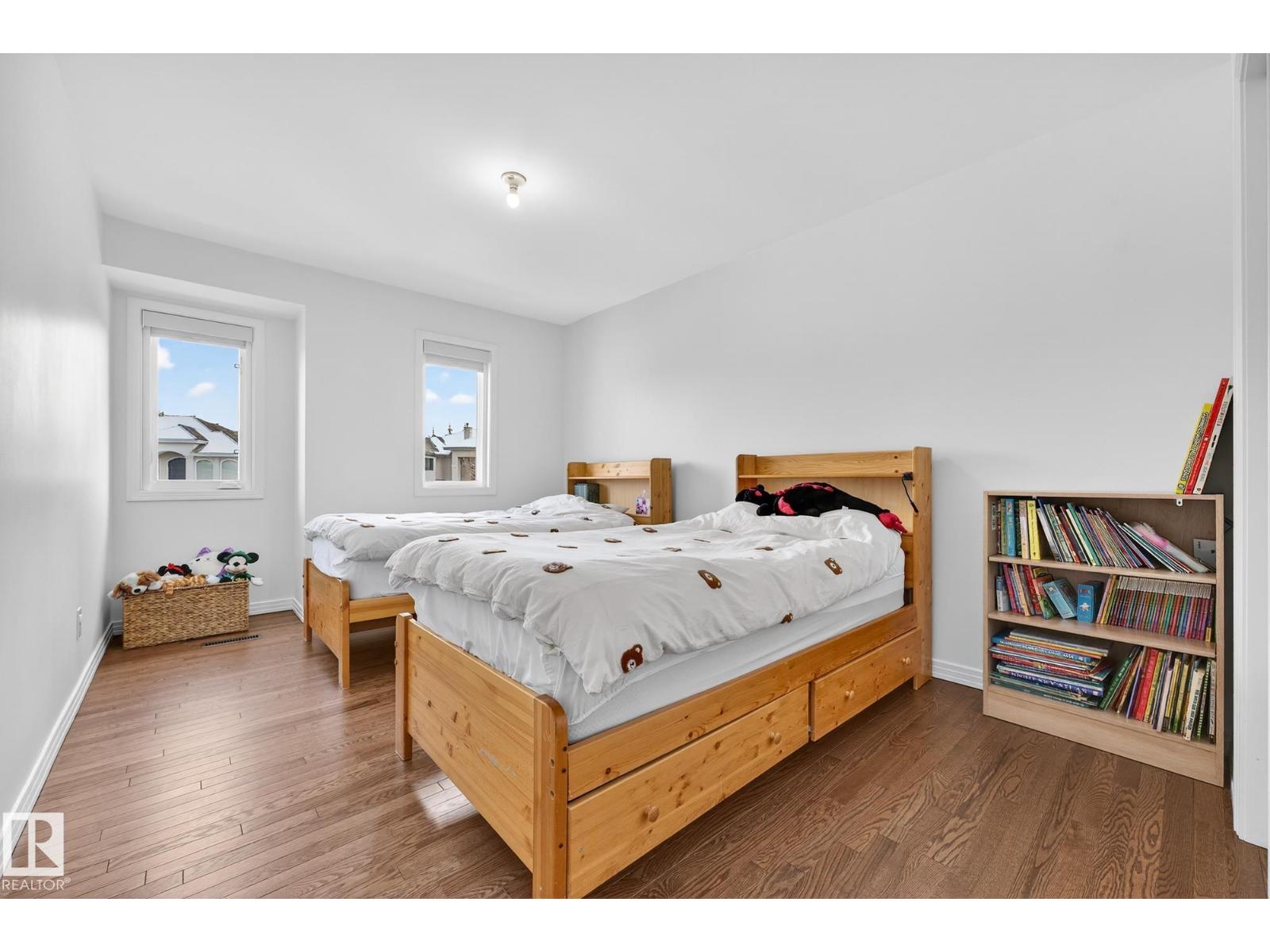 1211 Hewgill Pl Nw, Edmonton, Alberta  T6R 2K5 - Photo 44 - E4480049