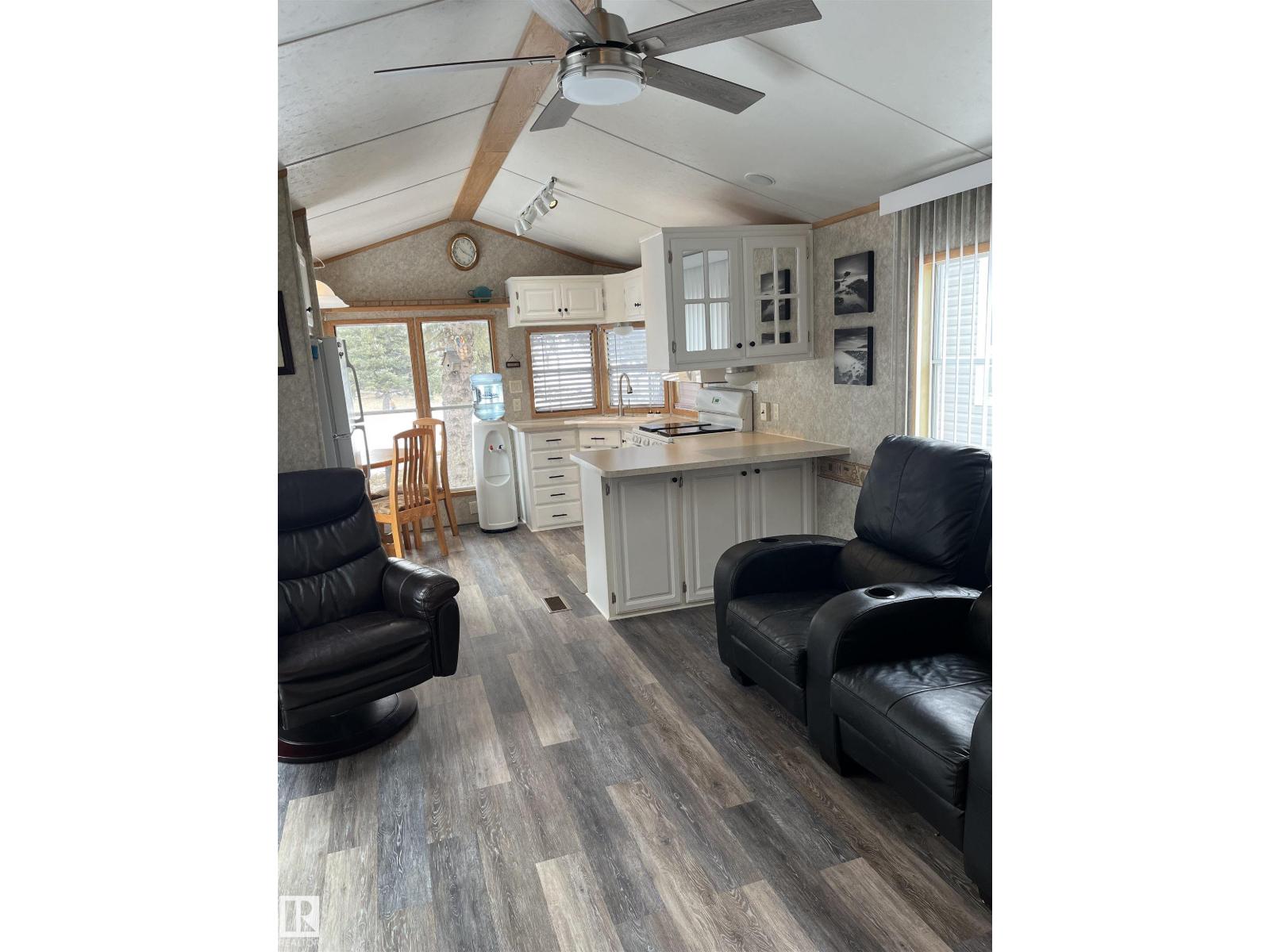 1030 35468 Range Road 30, Rural Red Deer County, Alberta  T4G 0M3 - Photo 13 - E4480052