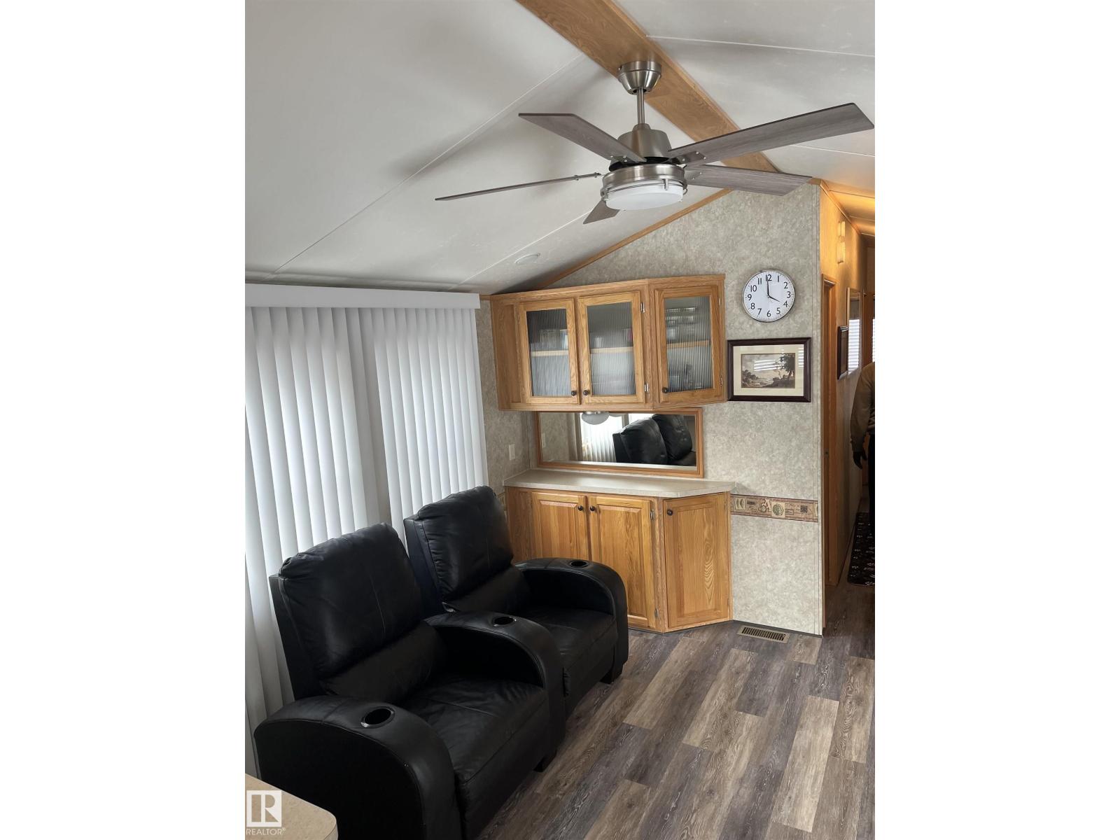 1030 35468 Range Road 30, Rural Red Deer County, Alberta  T4G 0M3 - Photo 14 - E4480052