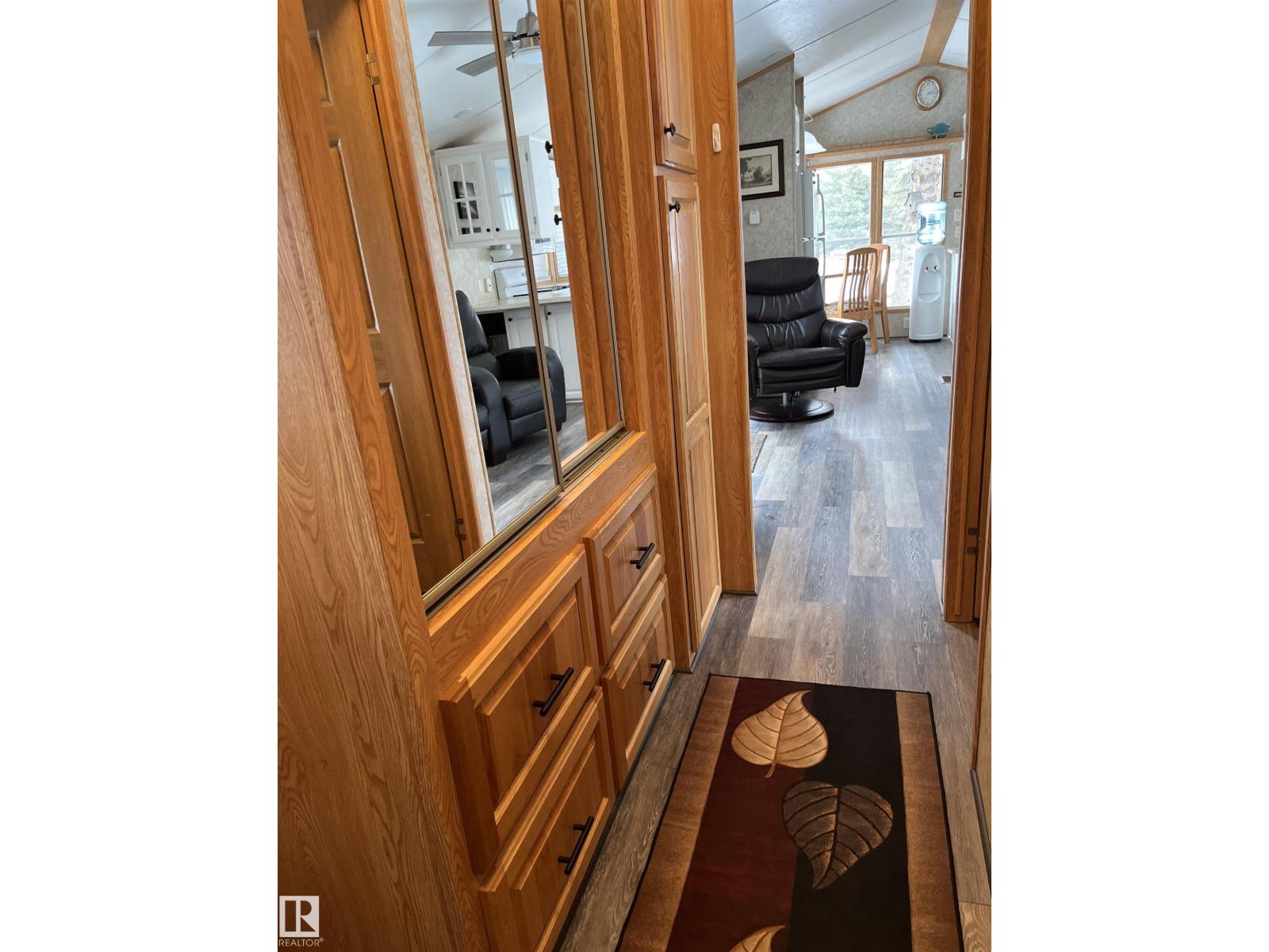 1030 35468 Range Road 30, Rural Red Deer County, Alberta  T4G 0M3 - Photo 4 - E4480052