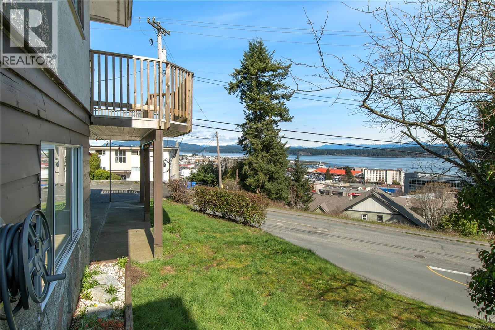 872 Birch St, Campbell River, British Columbia  V9W 2T4 - Photo 38 - 1030347