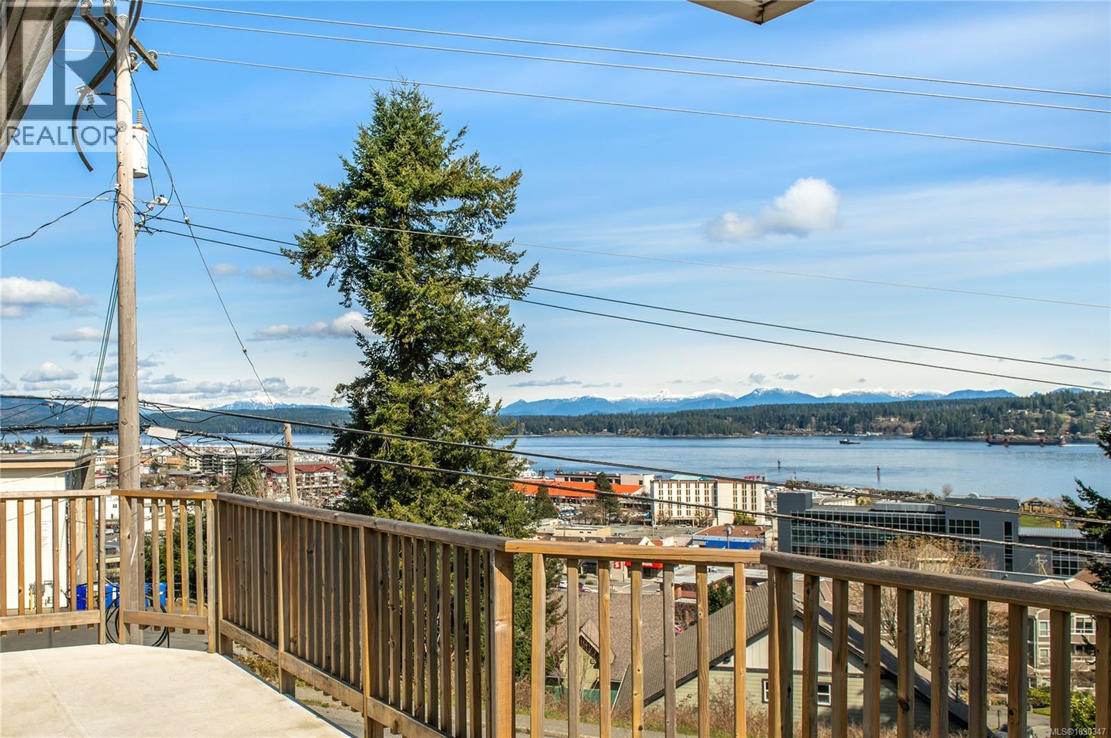 872 Birch St, Campbell River, British Columbia  V9W 2T4 - Photo 13 - 1030347