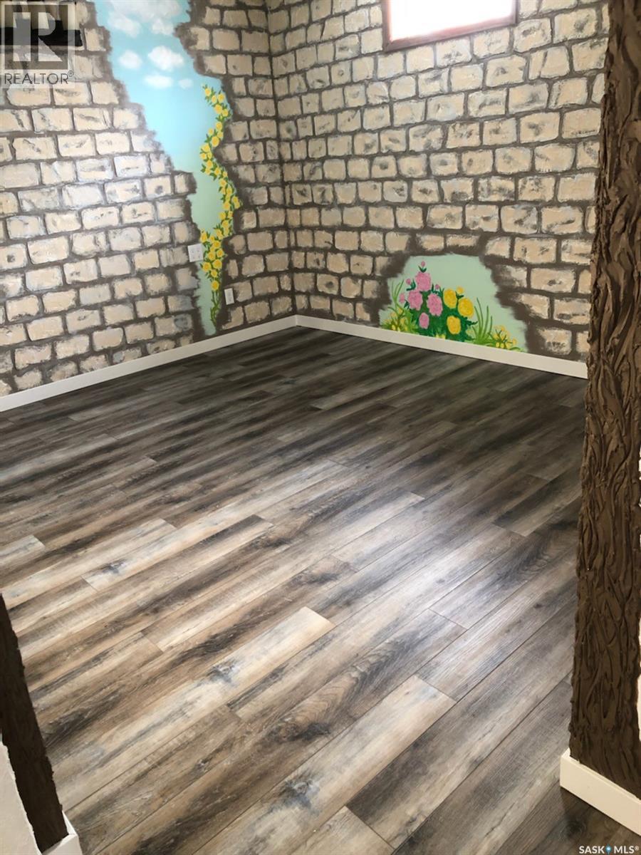 531 Scott Street, Weyburn, Saskatchewan  S4H 1T2 - Photo 37 - SK028065