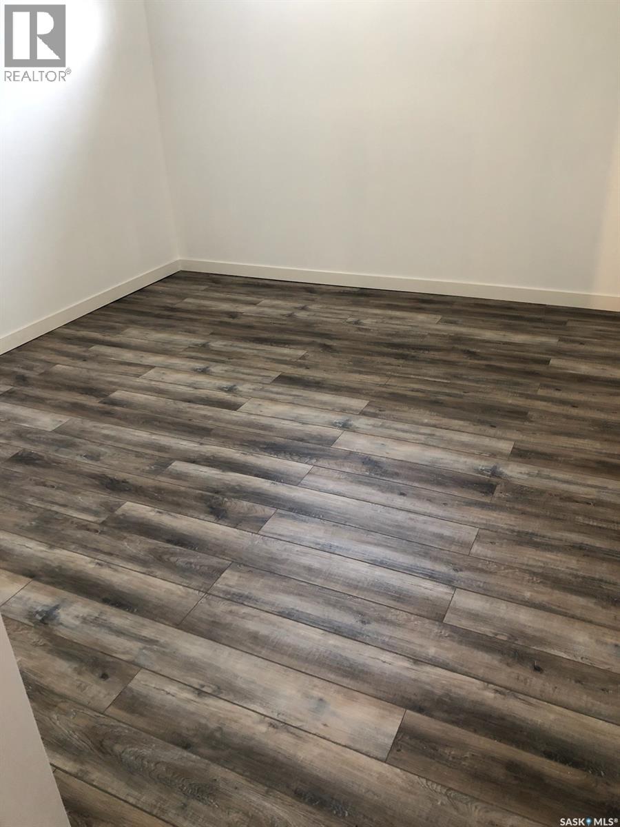 531 Scott Street, Weyburn, Saskatchewan  S4H 1T2 - Photo 39 - SK028065