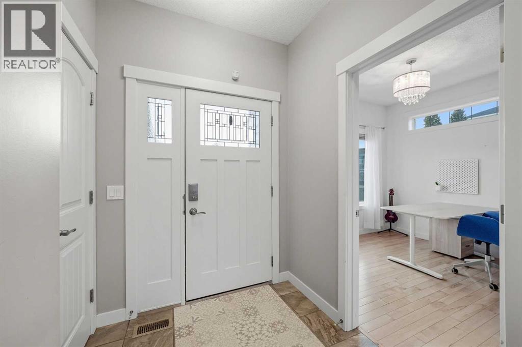 136 Wildrose Crescent, Strathmore, Alberta  T1P 0C9 - Photo 4 - A2281092