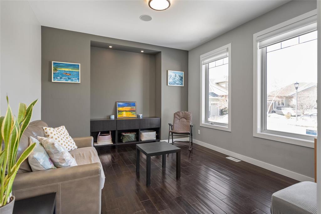 52 Aspen Forest Point, Winnipeg, Manitoba  R3Y 0B7 - Photo 5 - 202605341