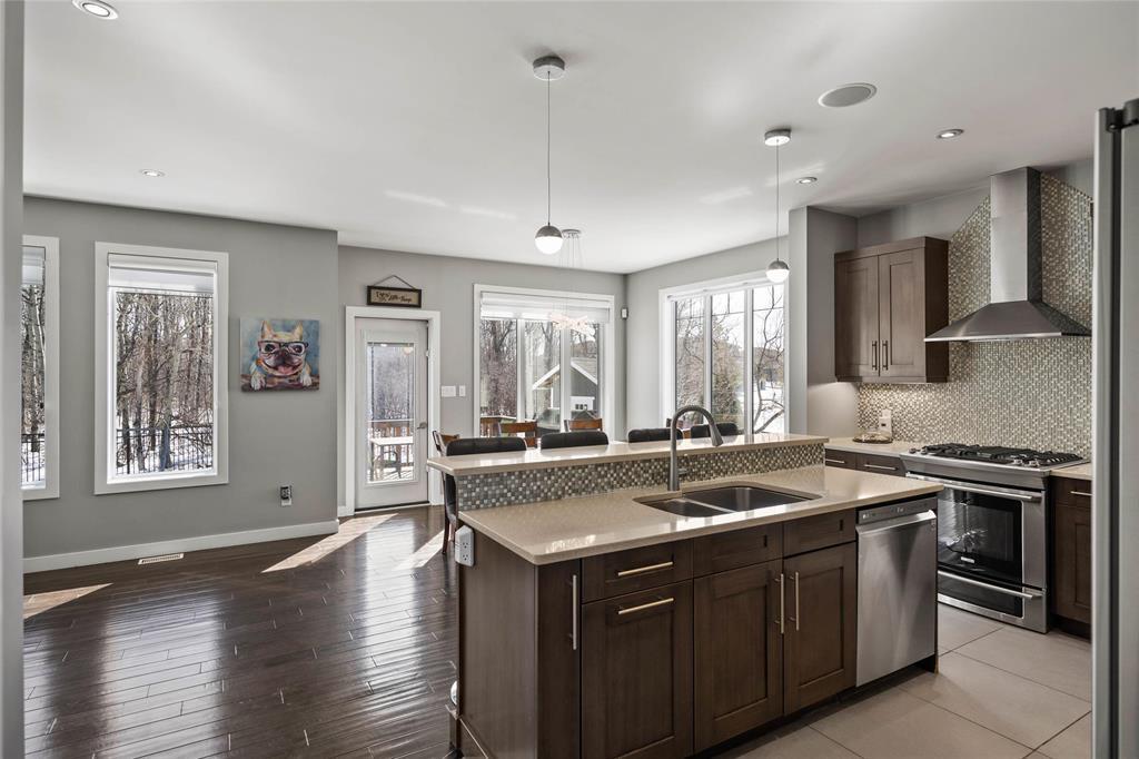 52 Aspen Forest Point, Winnipeg, Manitoba  R3Y 0B7 - Photo 9 - 202605341