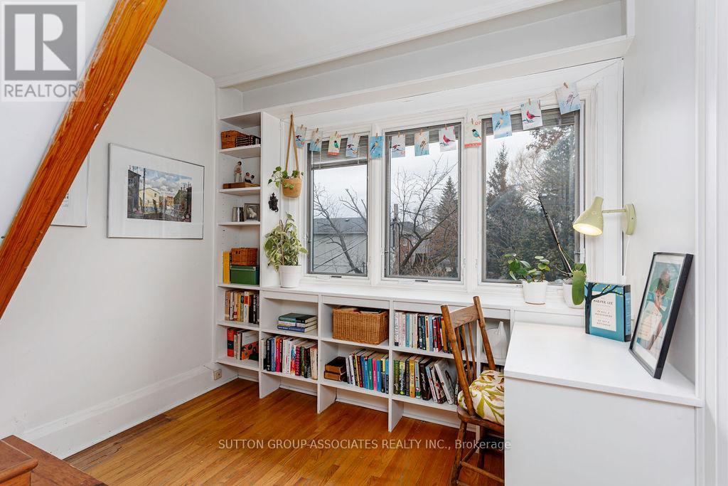 50 Thornhill Avenue, Toronto, Ontario  M6S 4C5 - Photo 28 - W12913552