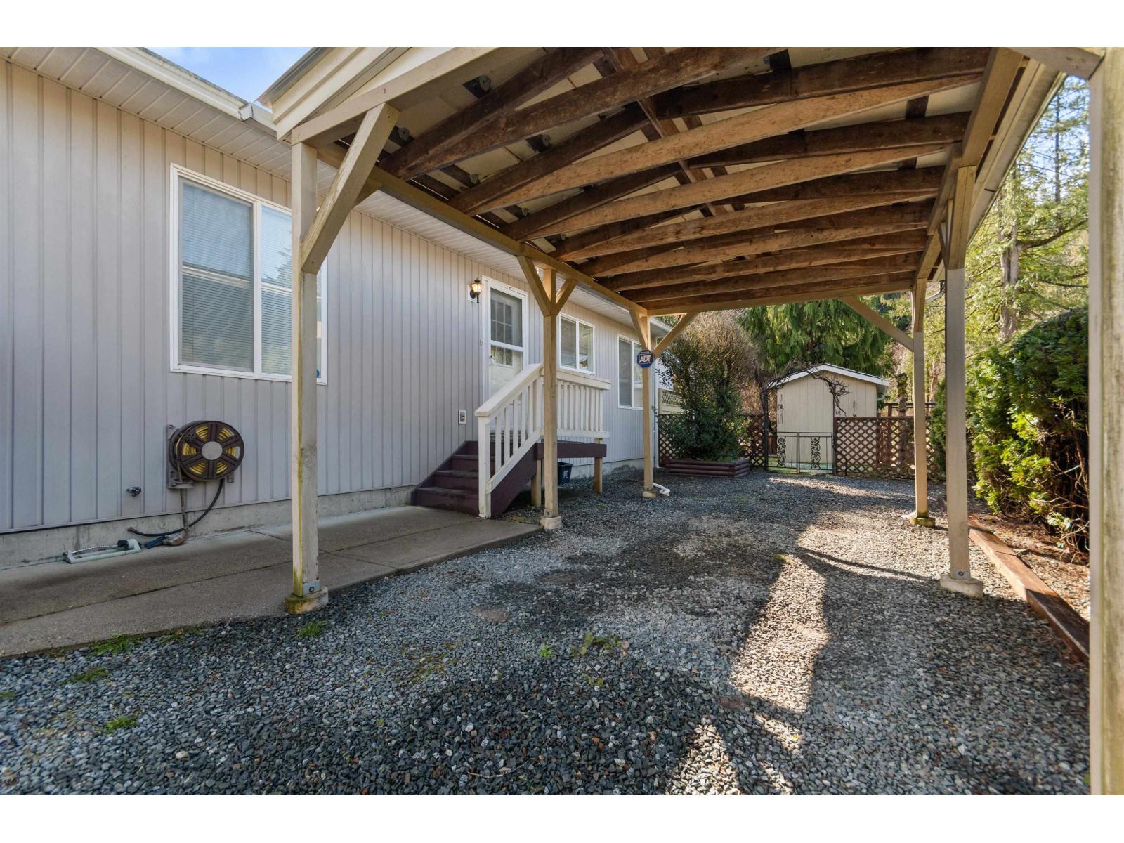 66522 Summer Road, Kawkawa Lake, Hope, British Columbia  V0X 1L1 - Photo 37 - R3104001