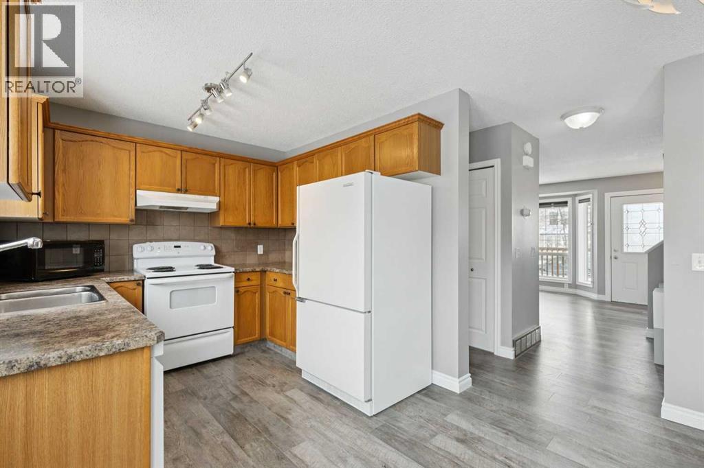 42 Hidden Hills Way Nw, Calgary, Alberta  T3A 5T1 - Photo 10 - A2289694