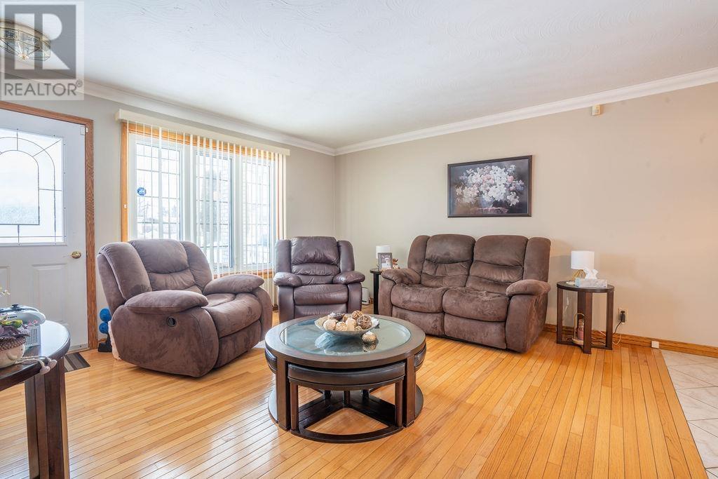 261 Kingsford Rd, Sault Ste. Marie, Ontario  P6C 2V9 - Photo 14 - SM260564