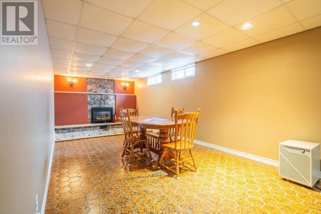 261 Kingsford Rd, Sault Ste. Marie, Ontario  P6C 2V9 - Photo 21 - SM260564