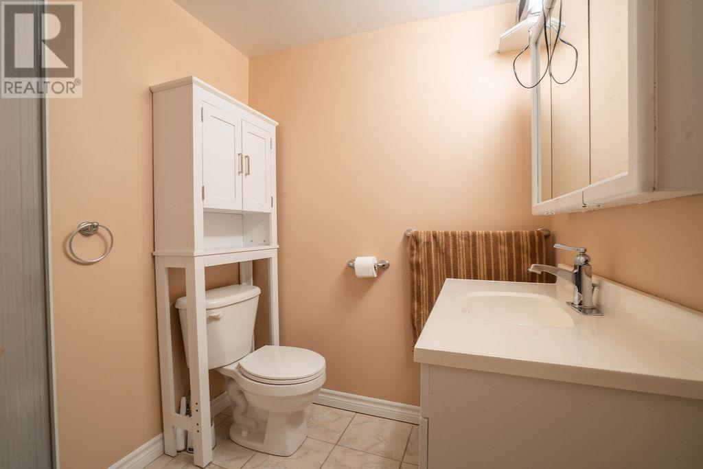 261 Kingsford Rd, Sault Ste. Marie, Ontario  P6C 2V9 - Photo 26 - SM260564