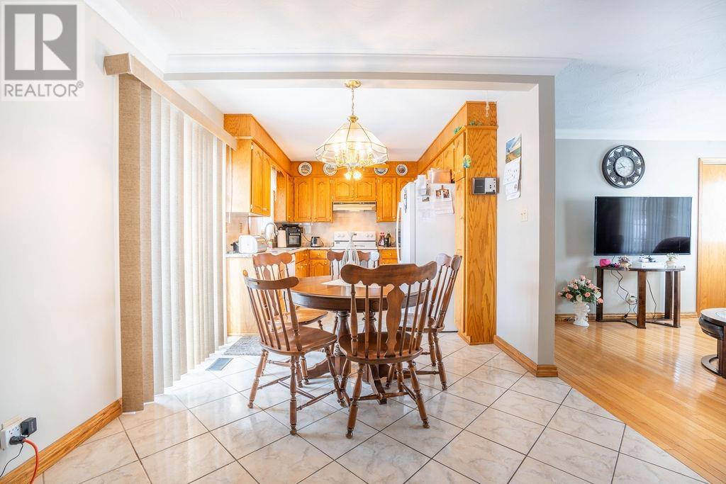 261 Kingsford Rd, Sault Ste. Marie, Ontario  P6C 2V9 - Photo 8 - SM260564