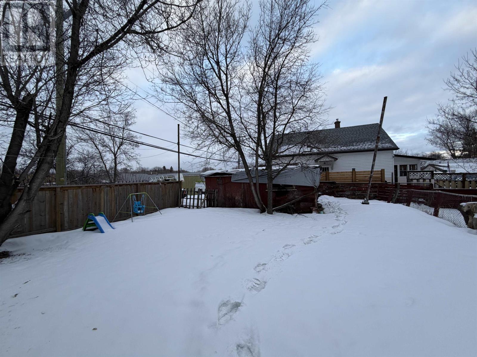 7 Seventh Avenue South, Kenora, Ontario  P9N 2E2 - Photo 17 - TB2600589