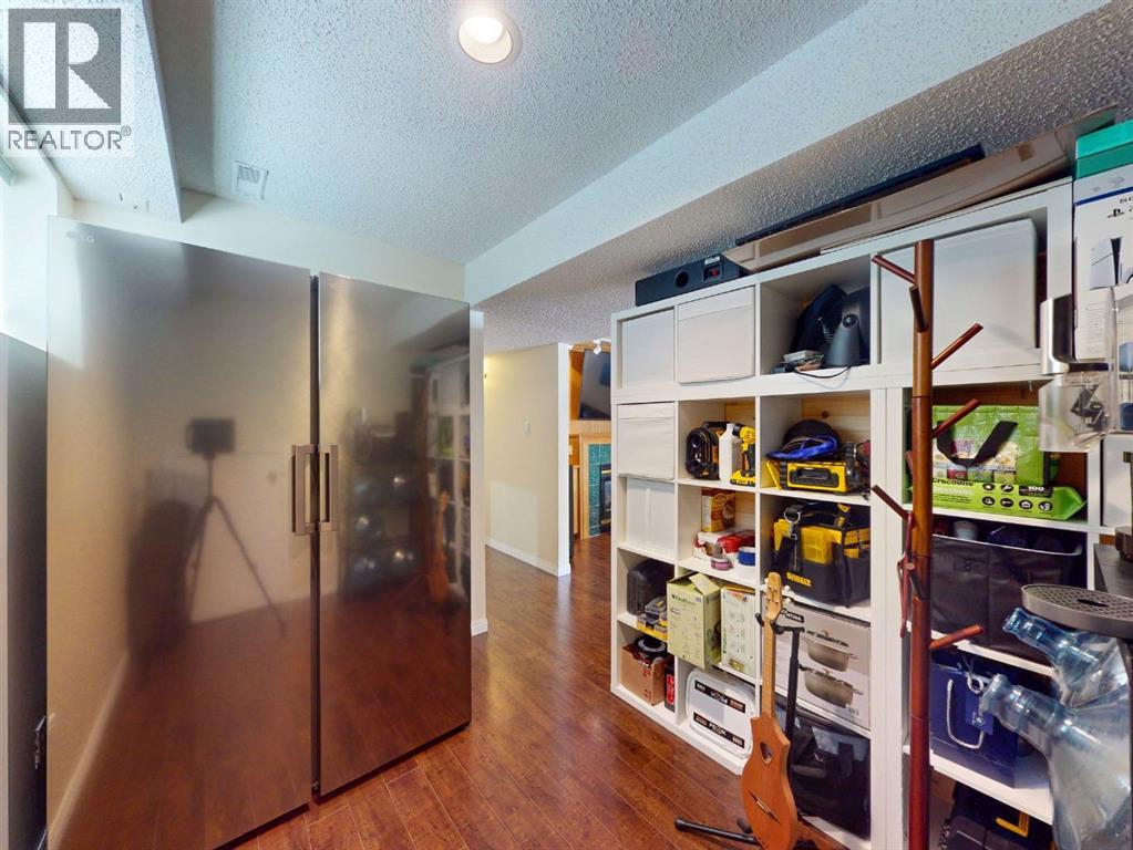 87 Hidden Green Nw, Calgary, Alberta  T3K 5K7 - Photo 35 - A2297562