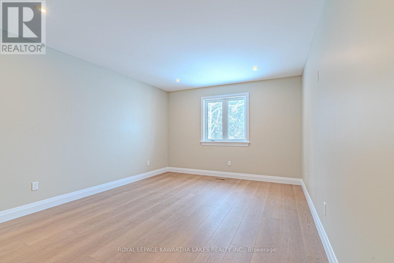 6 Patrick Street, Kawartha Lakes, Ontario  K0M 2B0 - Photo 25 - X12908556