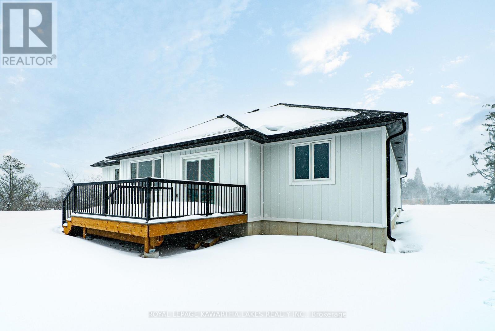 6 Patrick Street, Kawartha Lakes, Ontario  K0M 2B0 - Photo 34 - X12908556