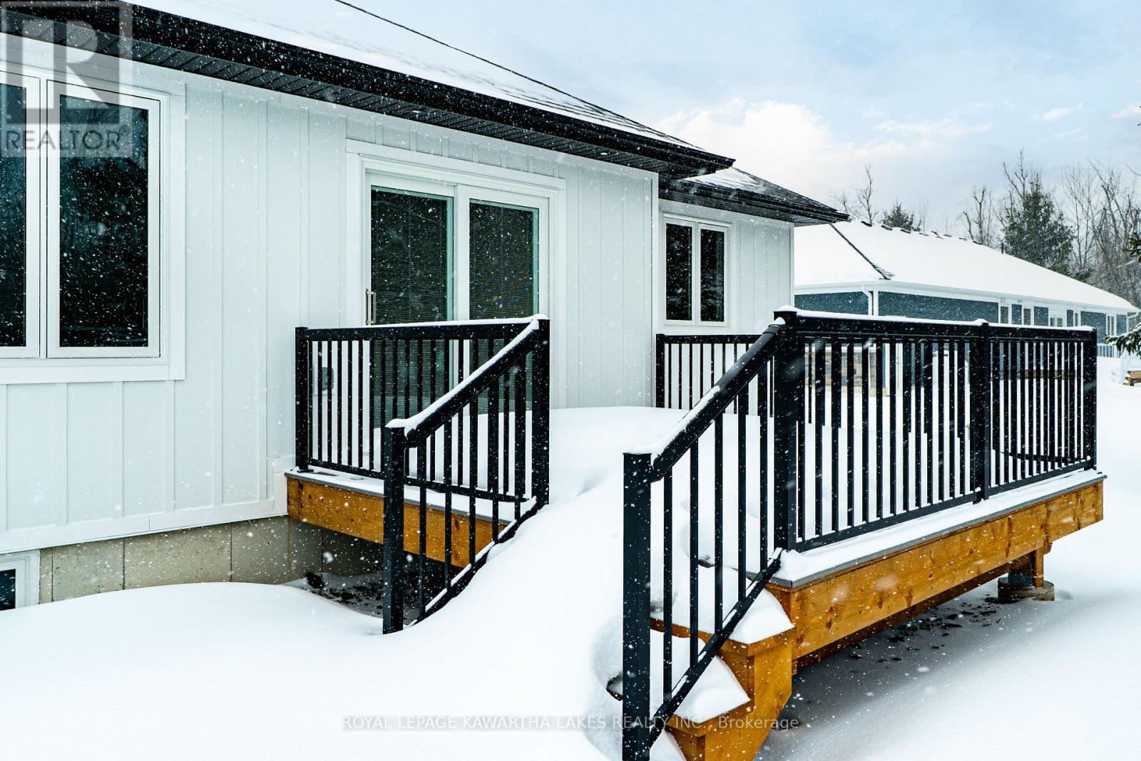 6 Patrick Street, Kawartha Lakes, Ontario  K0M 2B0 - Photo 37 - X12908556