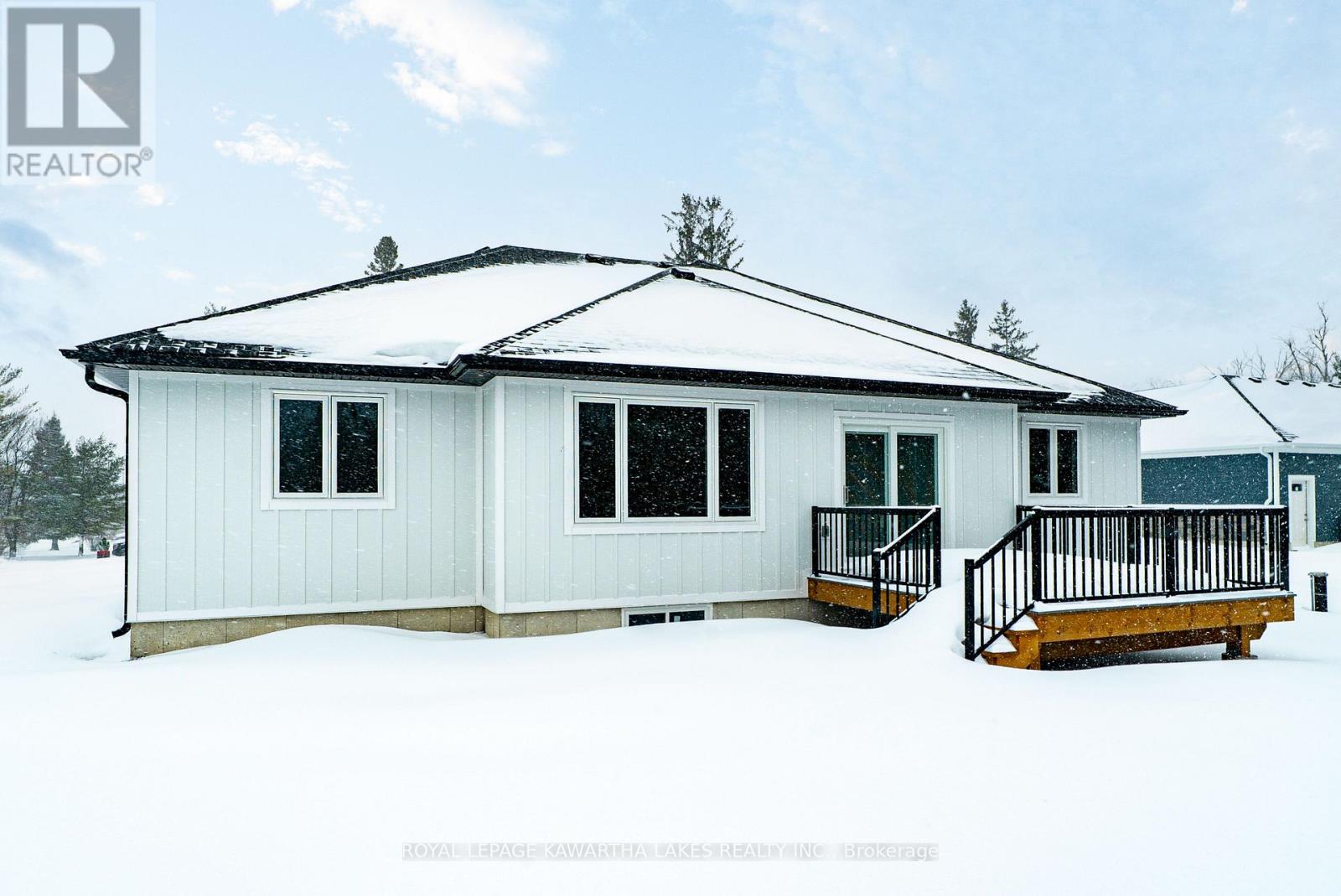 6 Patrick Street, Kawartha Lakes, Ontario  K0M 2B0 - Photo 36 - X12908556