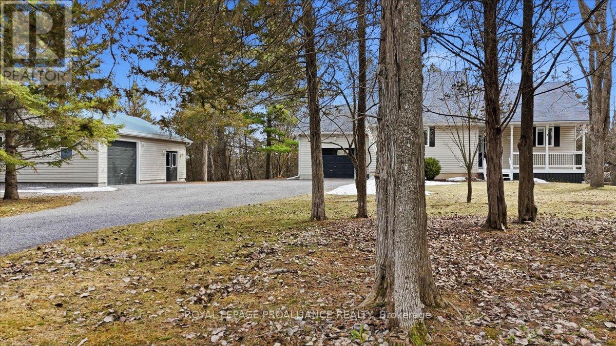 2008 Melrose Road, Tyendinaga, Ontario  K0K 2N0 - Photo 2 - X12945022