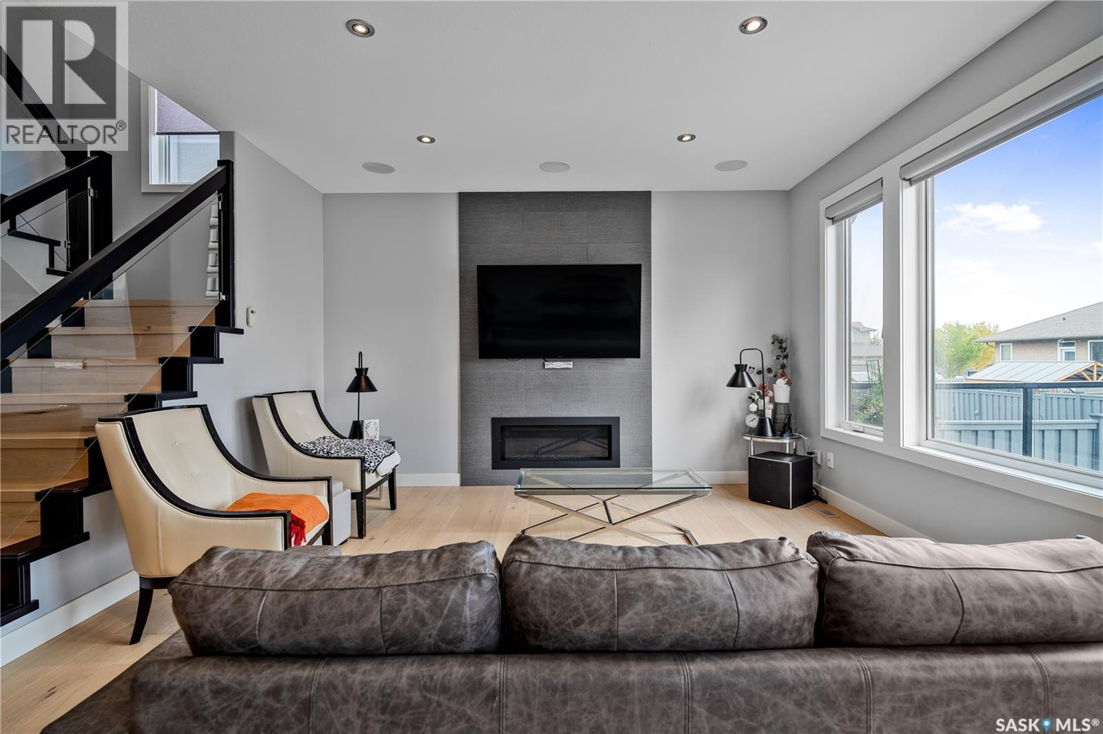 4311 Sandpiper Crescent E, Regina, Saskatchewan  S4V 1N3 - Photo 3 - SK031800